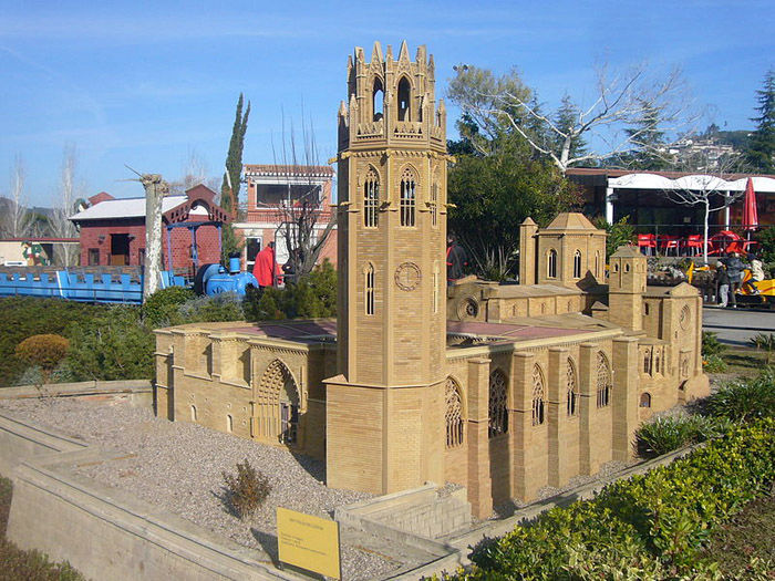  Audioguide of Catalunya in Miniature Park - Lleida Cathedral