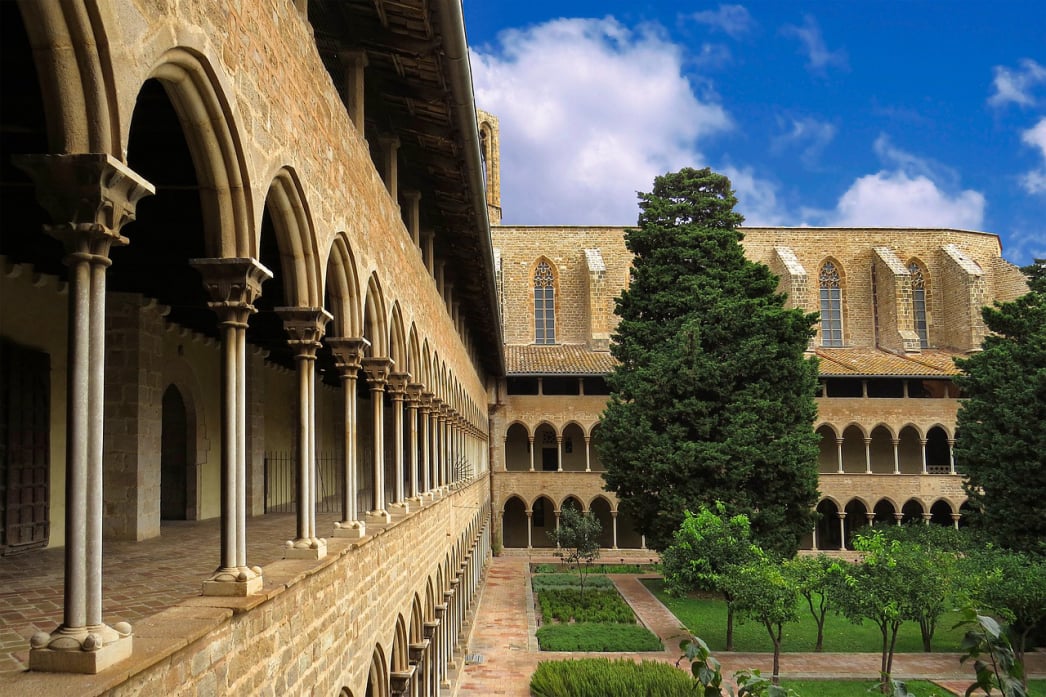  7. Audio guide of Barcelona. real monastery of Santa María de Pedralbes