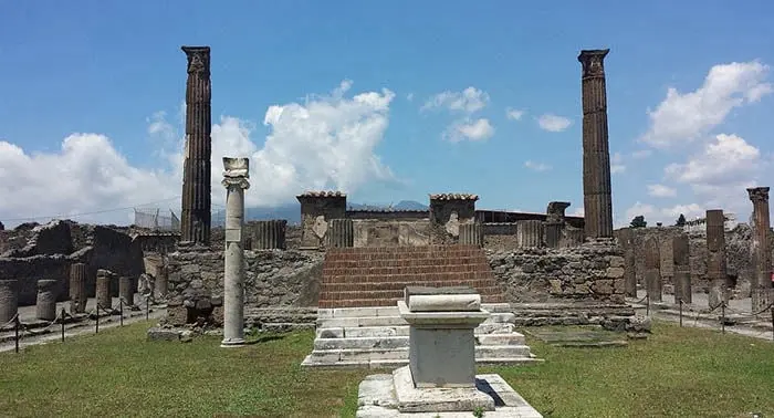 Audioguide of Pompeii - The temple of apollo (audioguides, audiotour) 