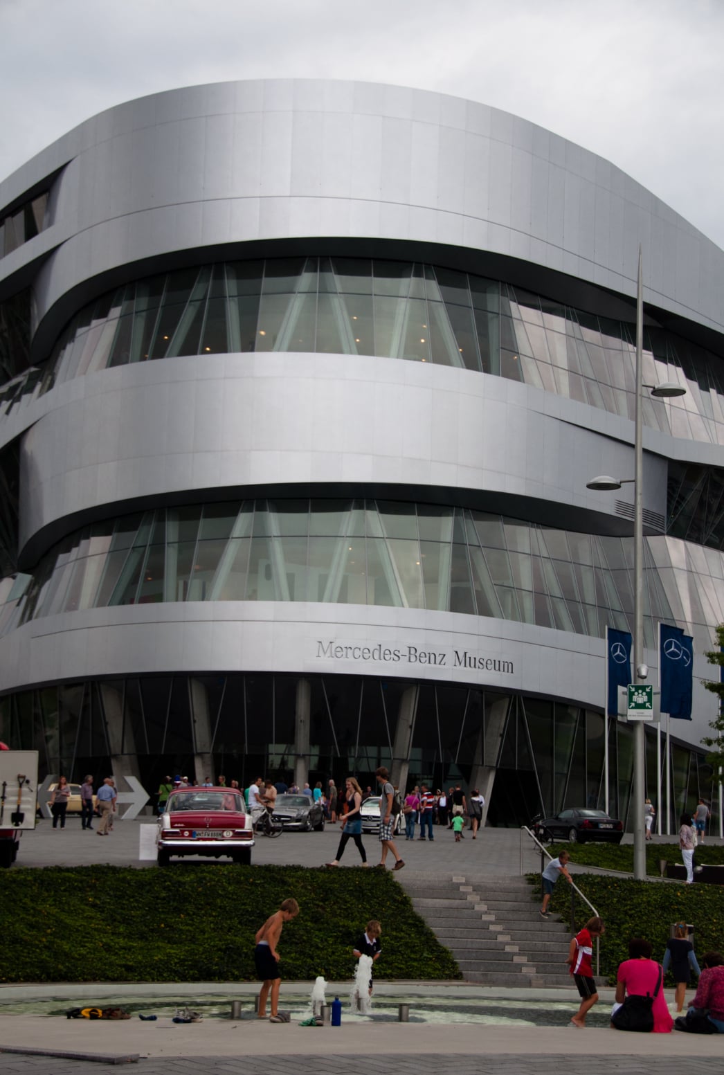 10. Stuttgart Audio Guide. The Mercedes-Benz Museum.