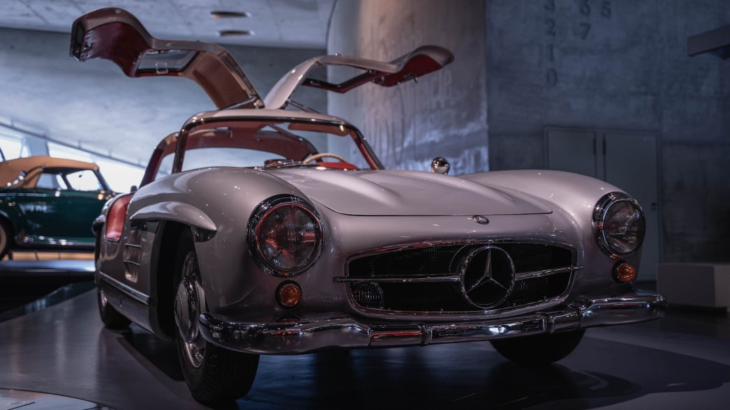 10. Stuttgart Audio Guide. The Mercedes-Benz Museum.