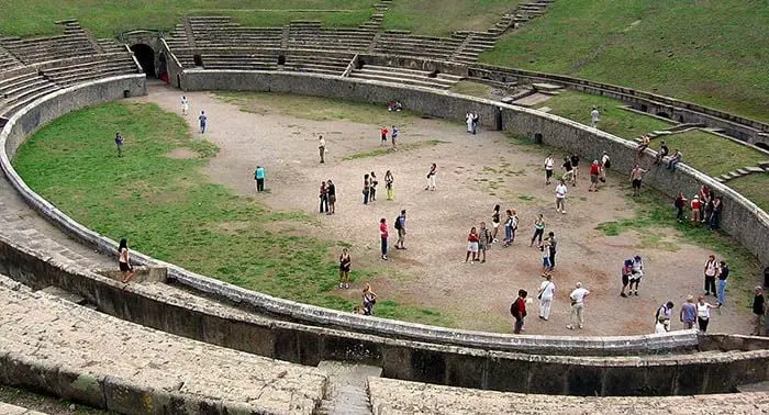 Audioguide of Pompeii - The roman amphitheater (audioguides, audiotour) 
