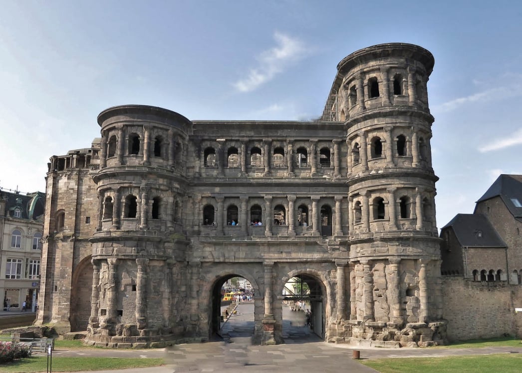 2. Trier Audioguide. The Porta Nigra.