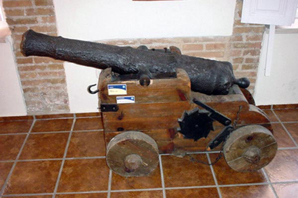 Audio guide of the Museum of Archaeology  - Gun Barrel