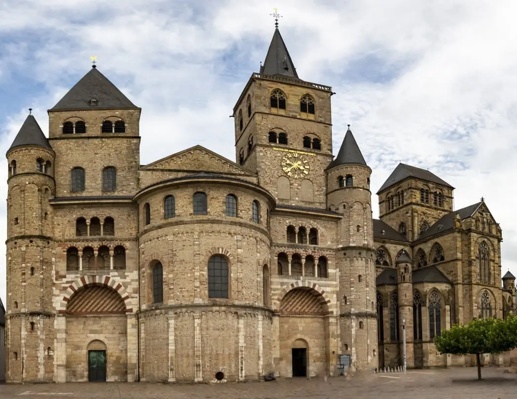 4. Trier Audioguide. Trier Cathedral.