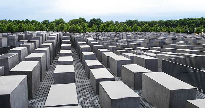 Audioguide of Berlin - Memorial to the murdered jews of Europe