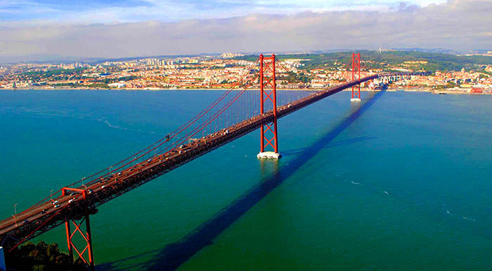 Audioguide of Lisbon - 25th of April Bridge