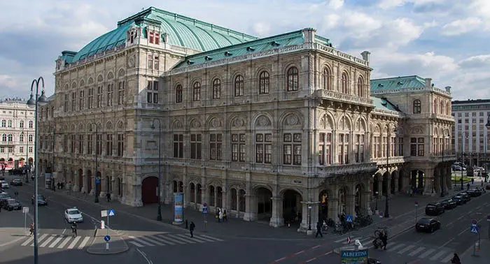 Audioguide of Vienna - Vienna opera (audioguides, audiotour)
